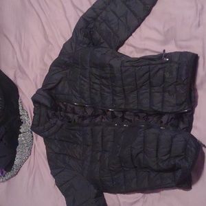 Black puffer jacket, large
